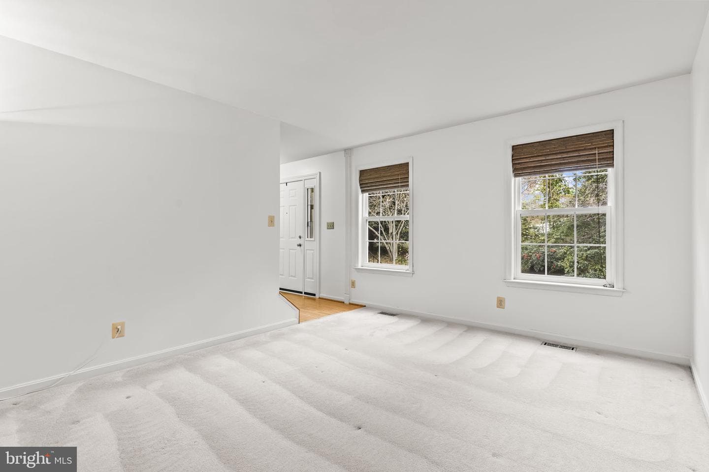1425 Abbey Lane photo 9