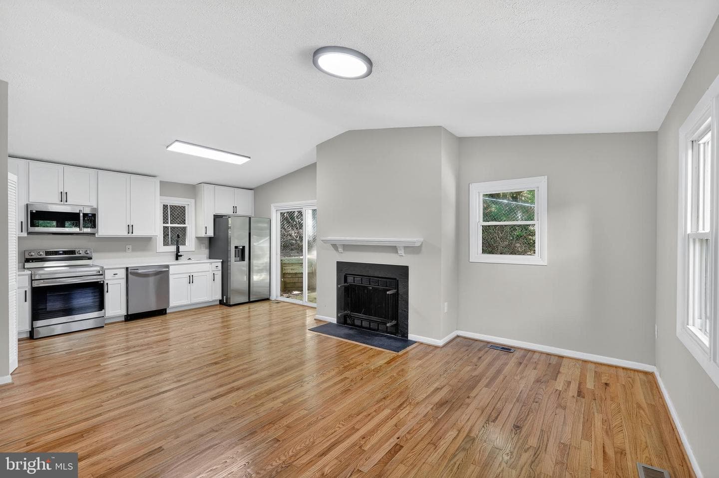 6130 4th Street photo 10