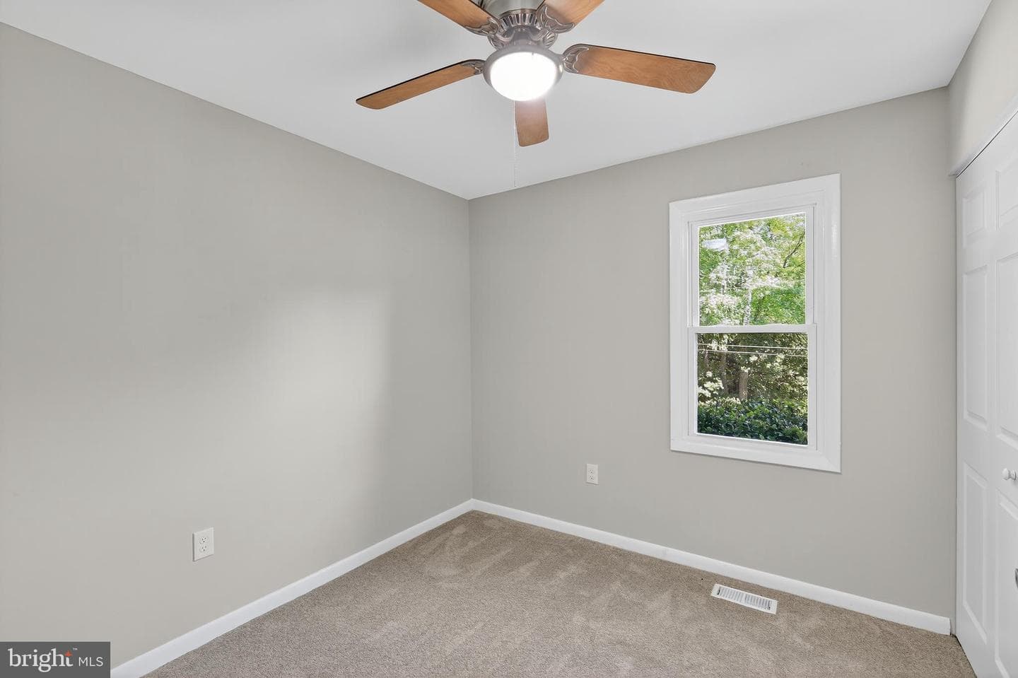 6130 4th Street photo 29