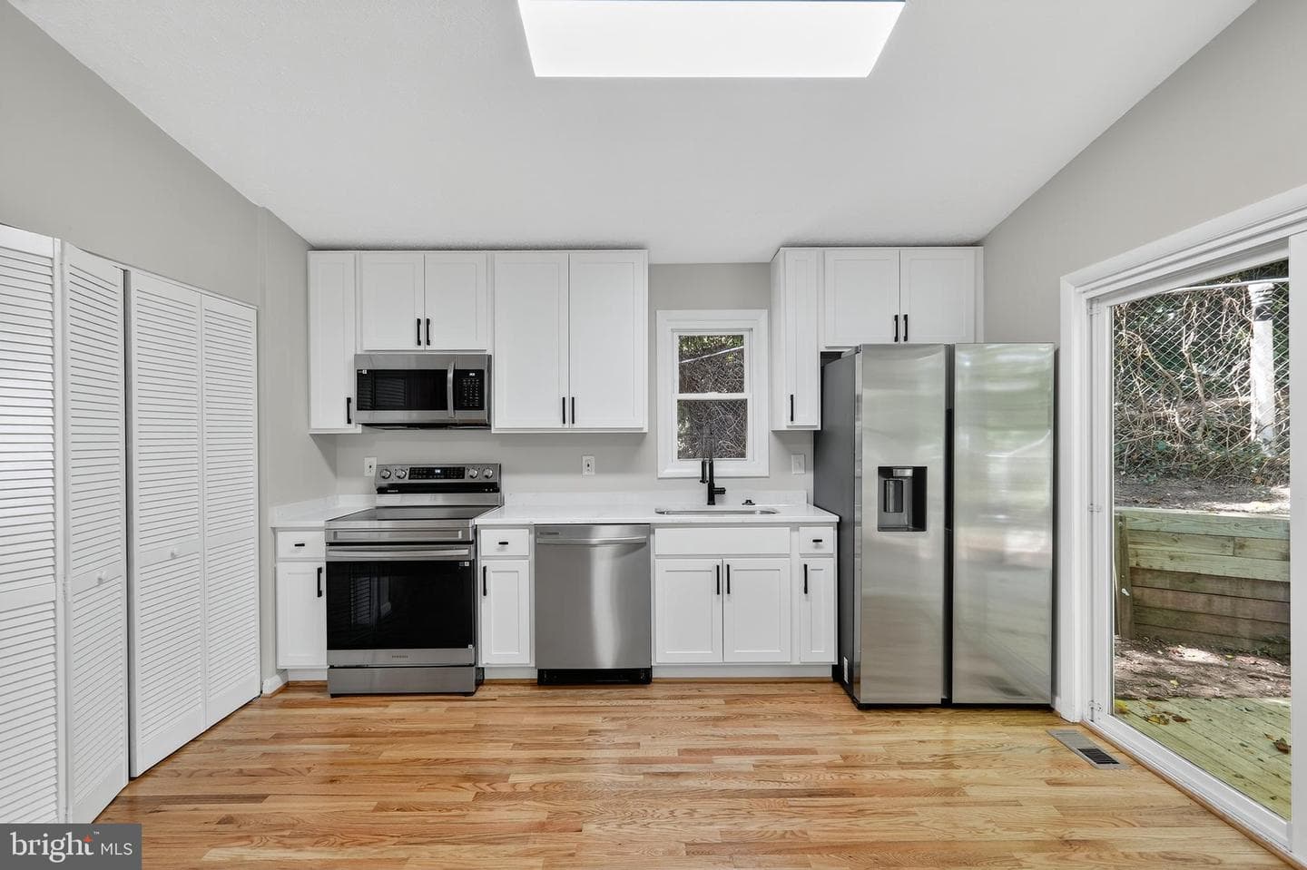 6130 4th Street photo 4