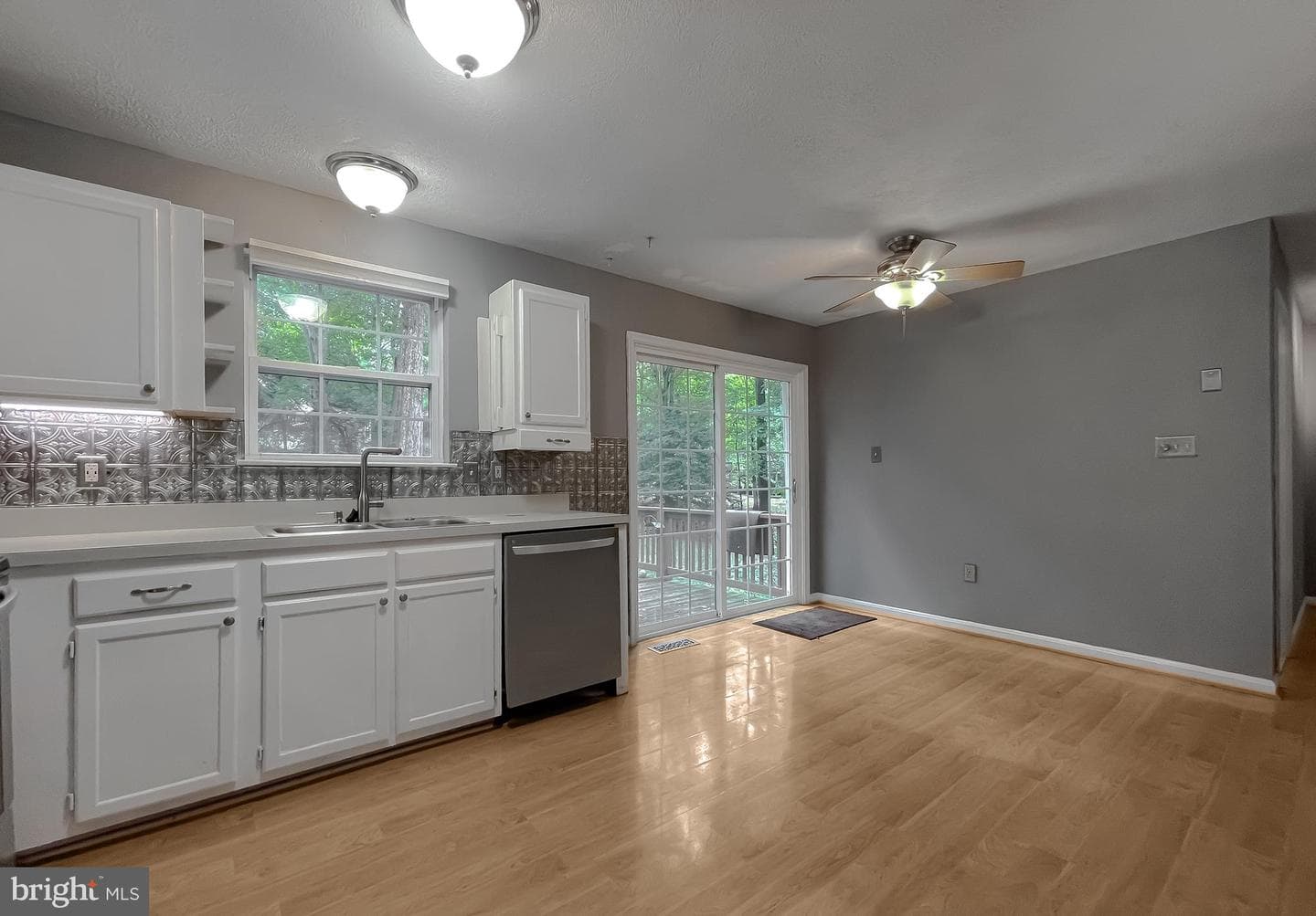 720 Willow Road photo 11