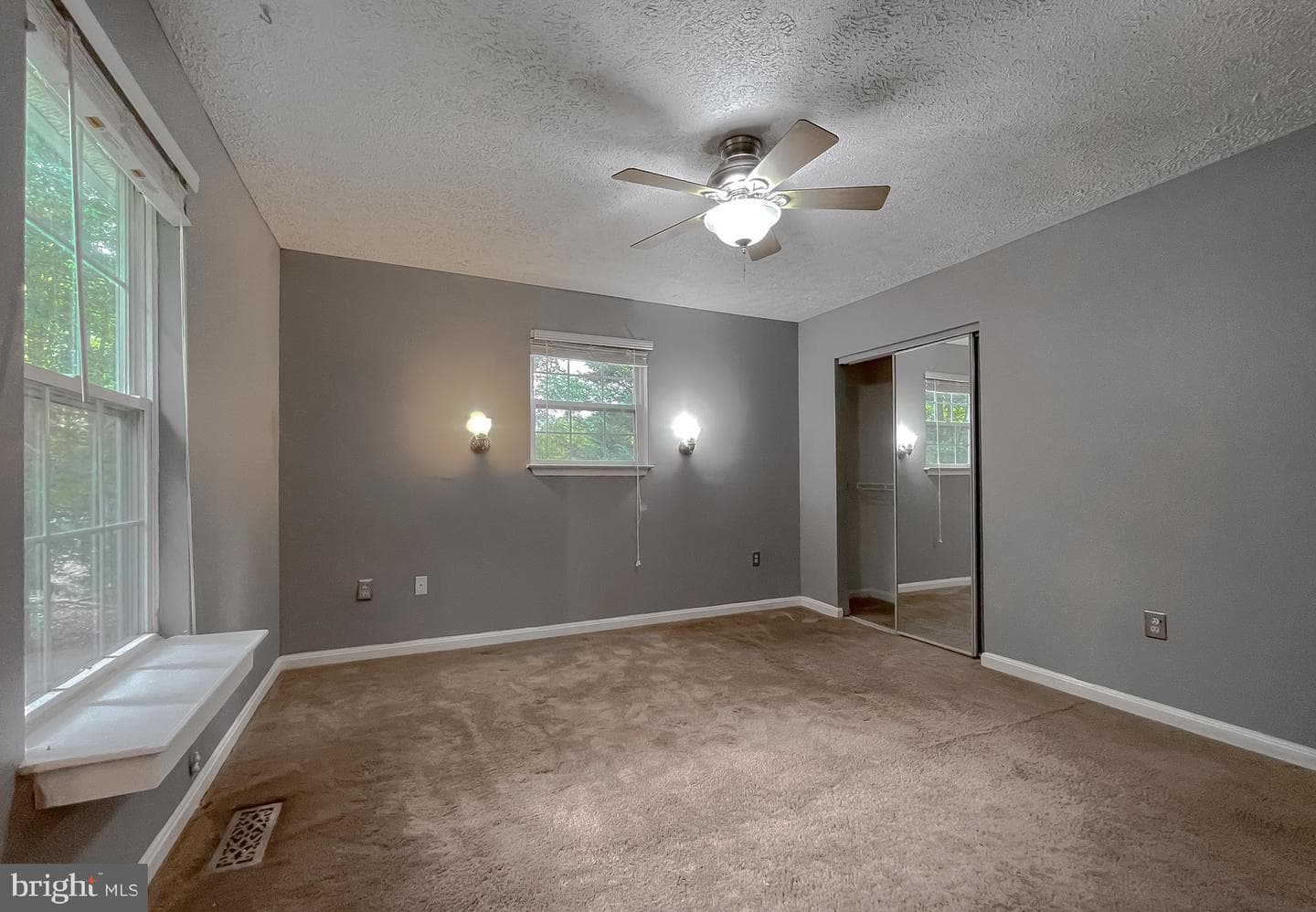 720 Willow Road photo 25