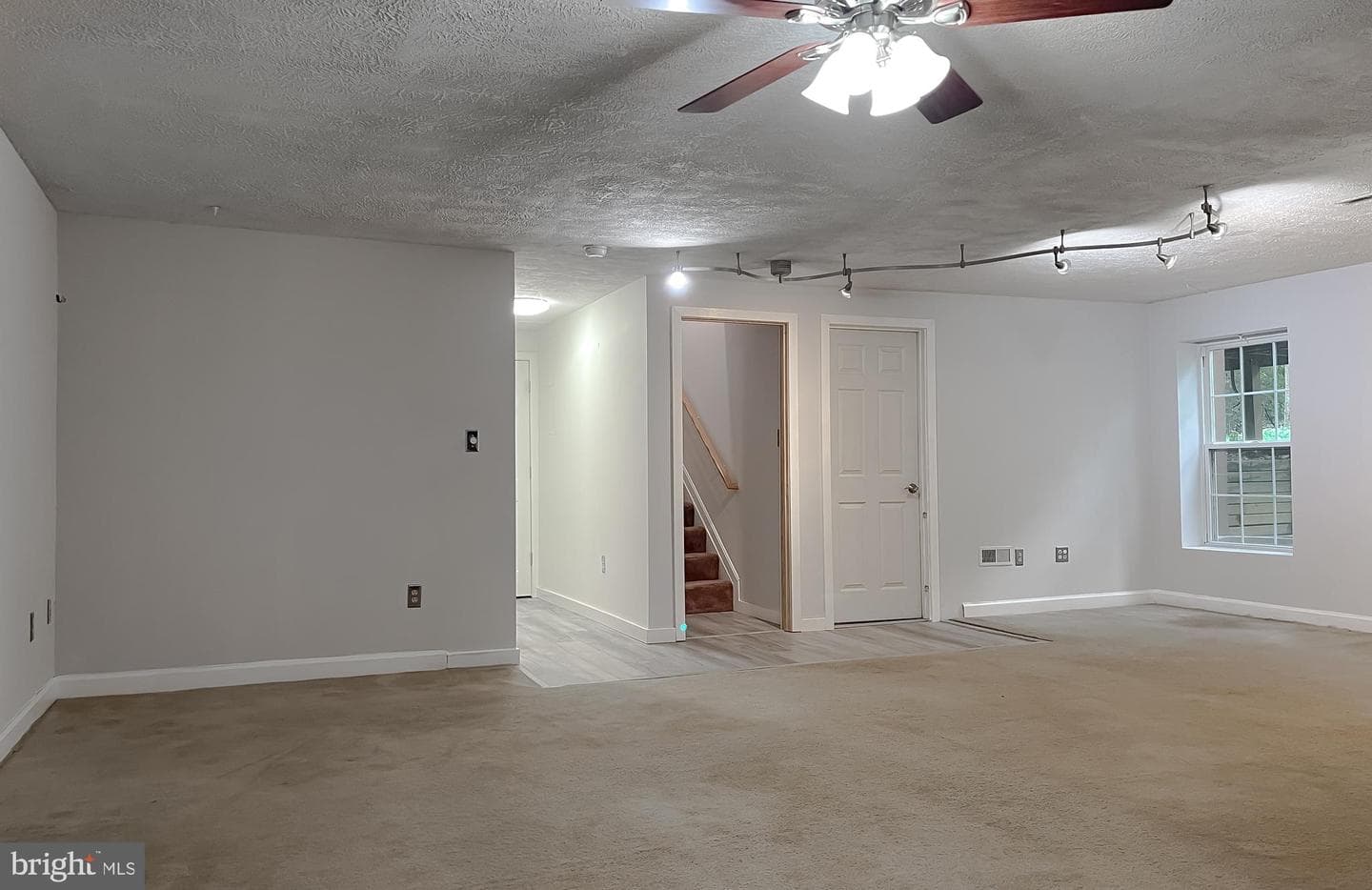720 Willow Road photo 31