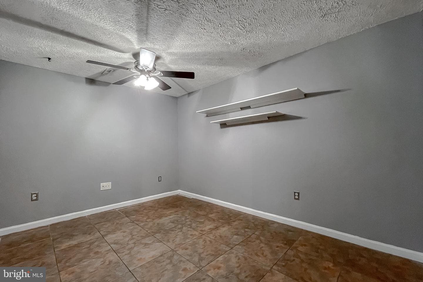 720 Willow Road photo 33