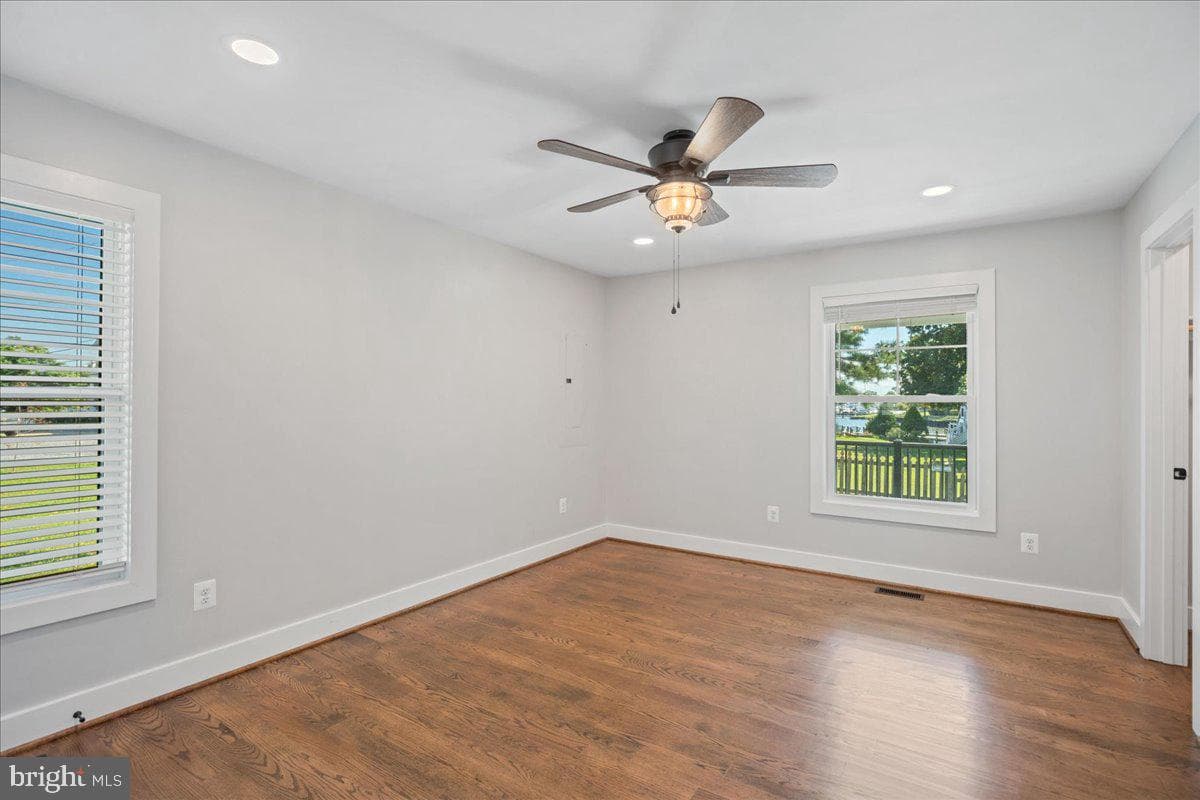 206 Point Lane photo 22