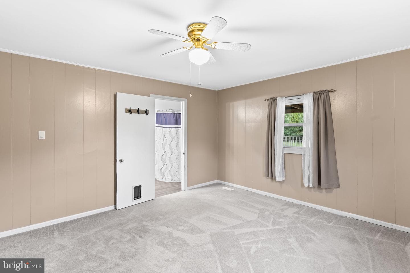 1755 Dares Beach Road photo 10