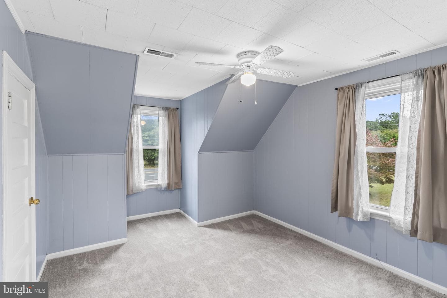 1755 Dares Beach Road photo 14