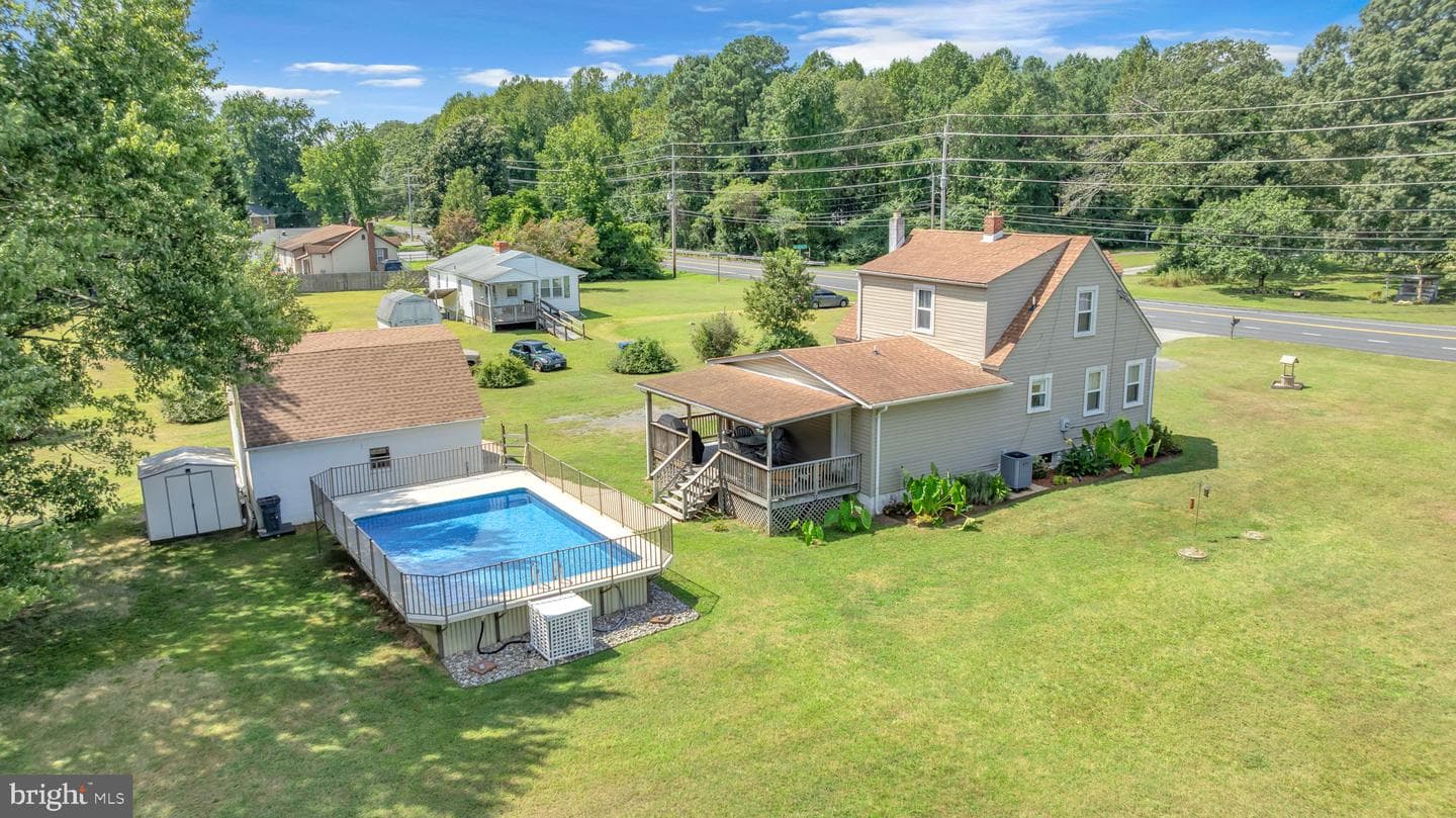 1755 Dares Beach Road photo 24
