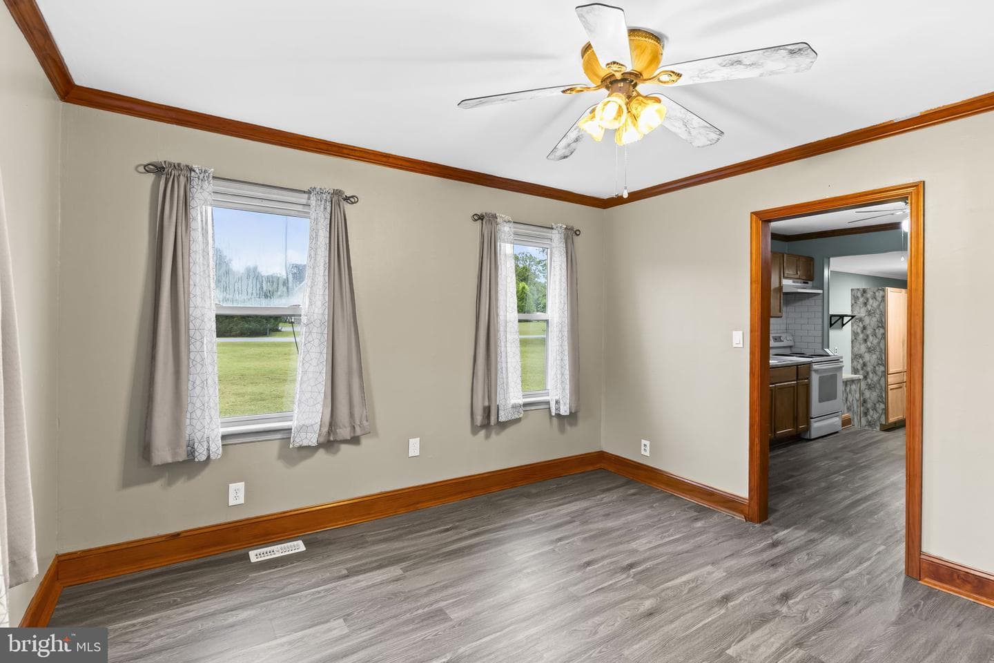 1755 Dares Beach Road photo 8