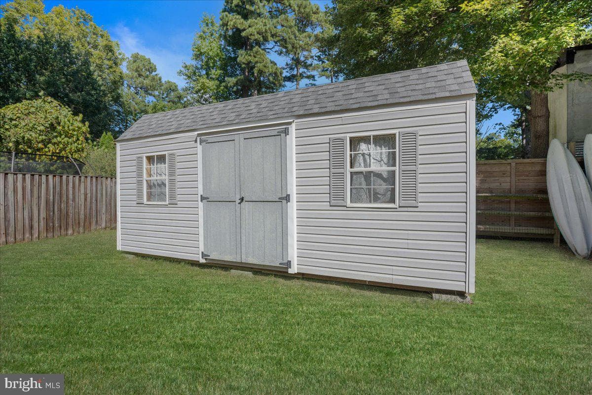 460 Deer Lane photo 4