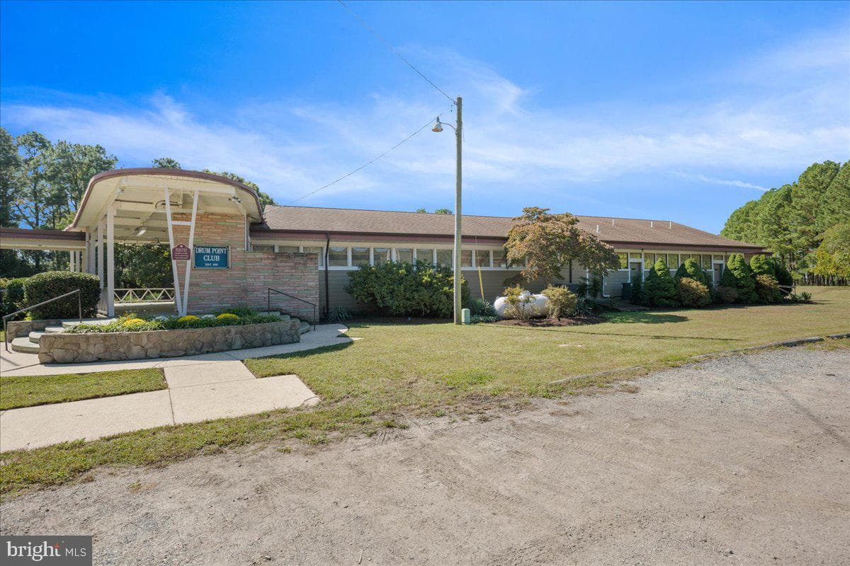 460 Deer Lane photo 53