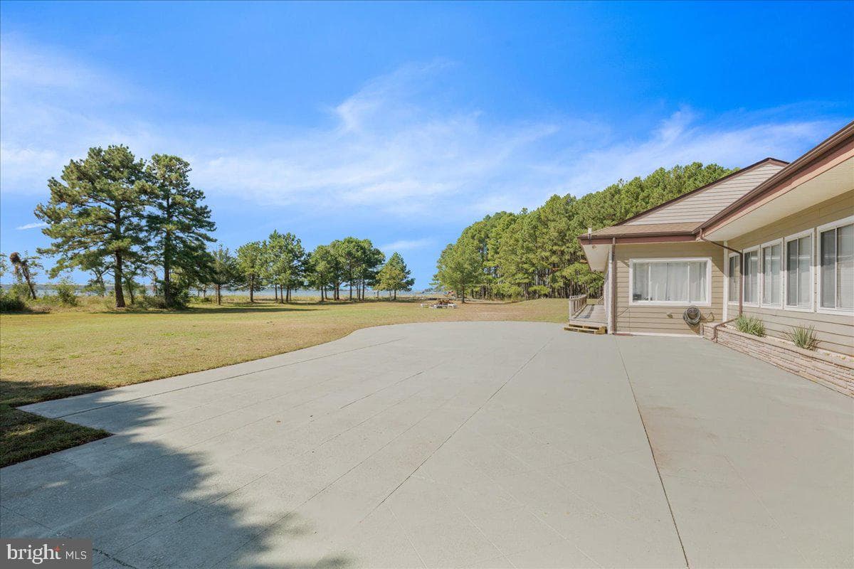 460 Deer Lane photo 57