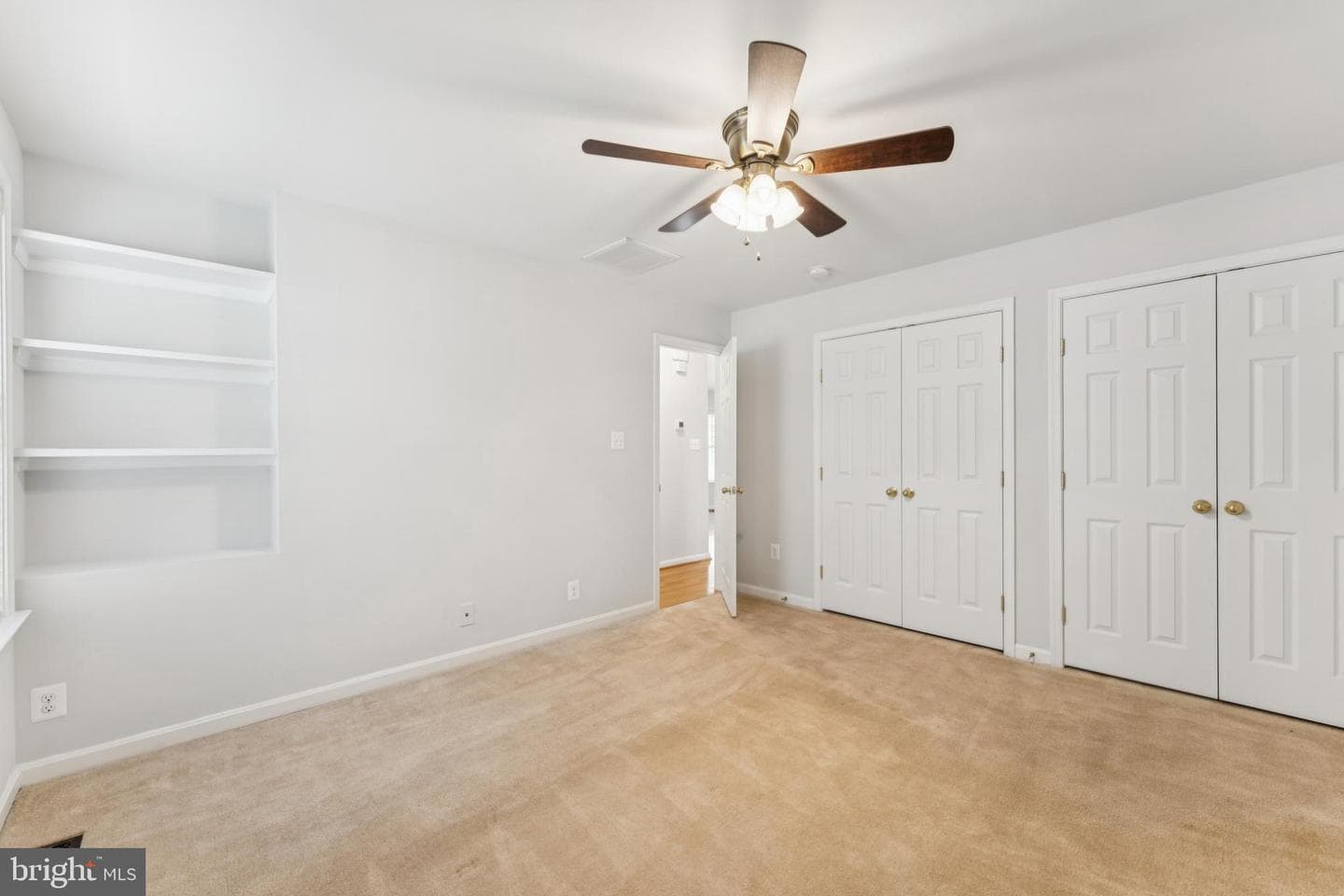 512 Falcon Place photo 13