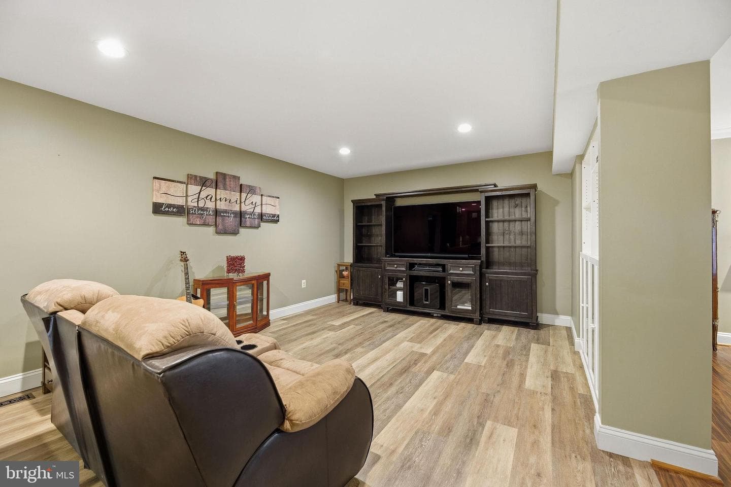 7818 Lake Shore Drive photo 20