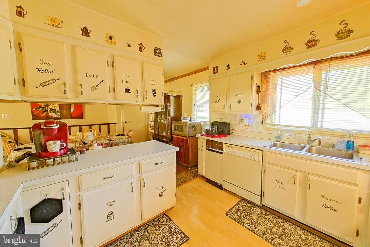 300 Armiger Road photo 10