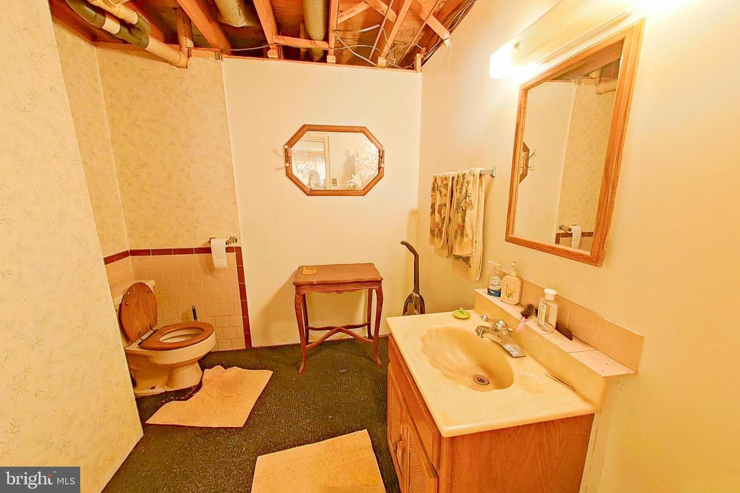 300 Armiger Road photo 27