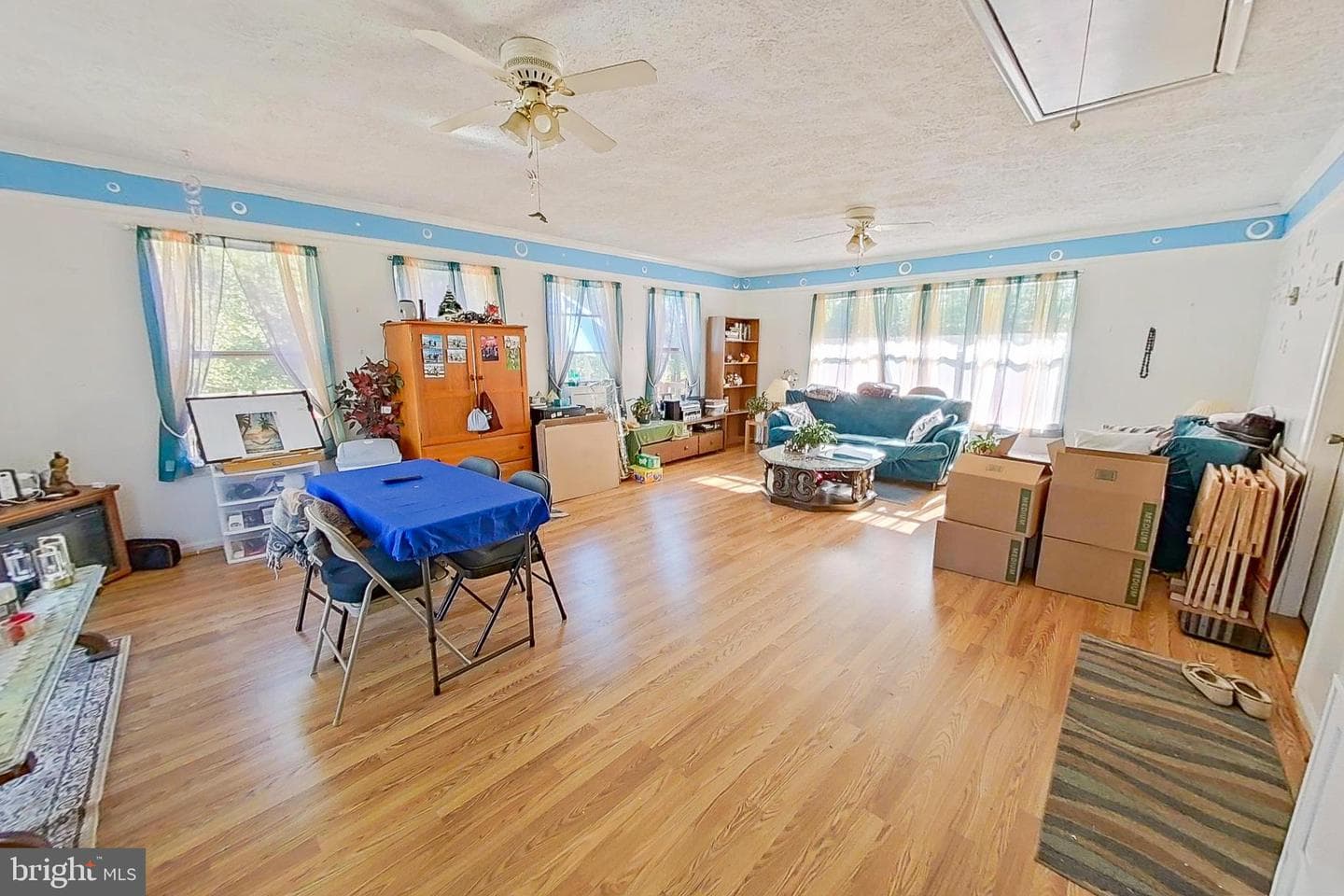 300 Armiger Road photo 9