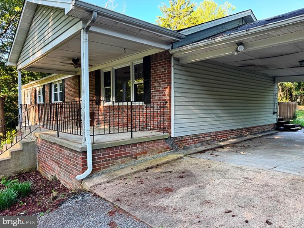 8814 Lafayette Drive photo 4
