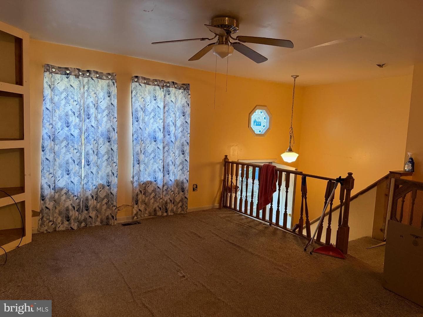 8446 Pine Boulevard photo 4