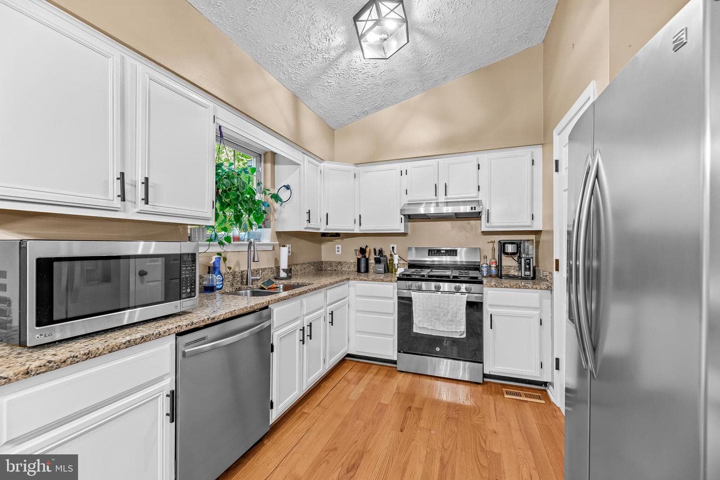 12115 Tall Pine Trail photo 17