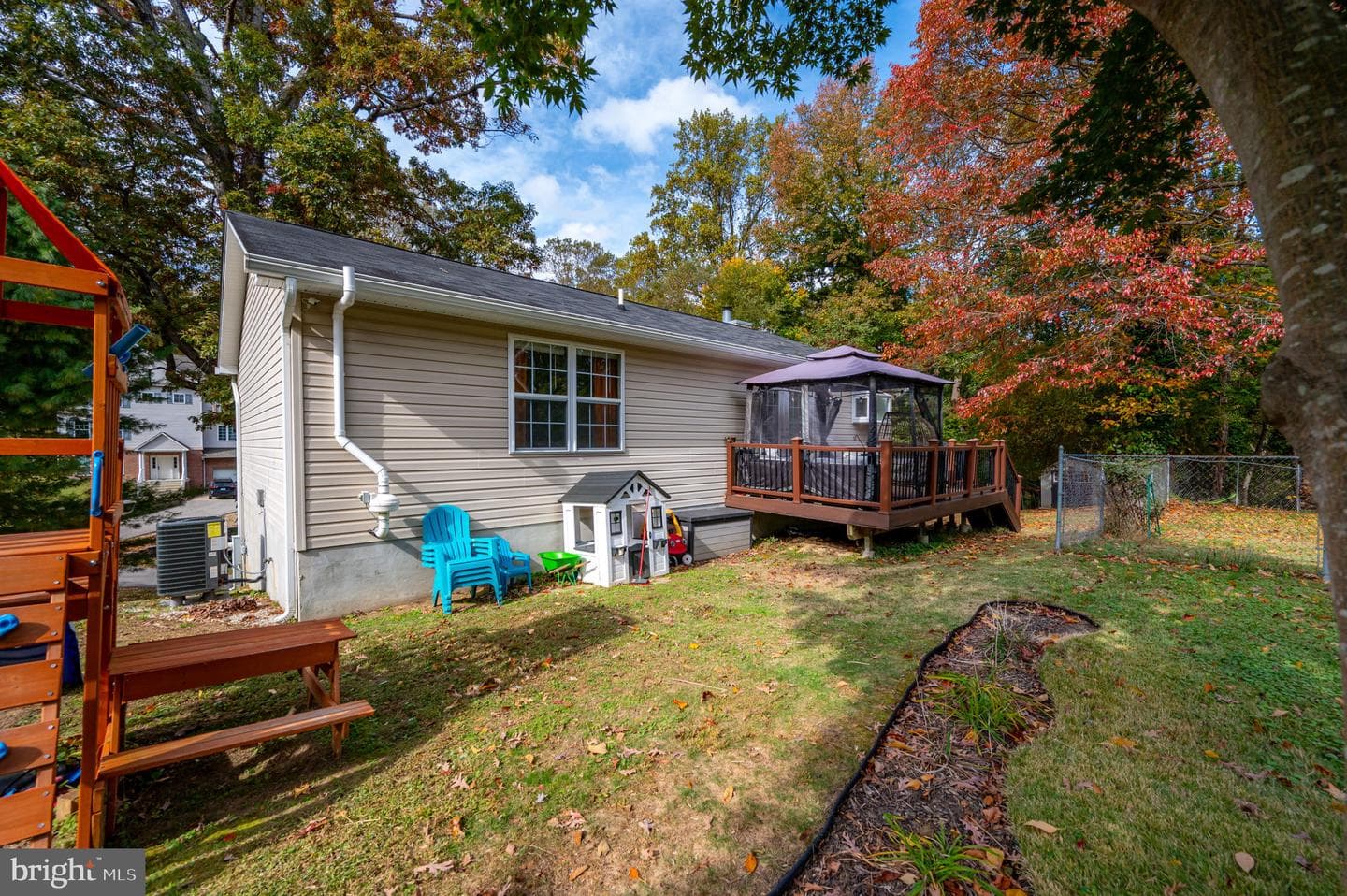 4790 Howard Place photo 29