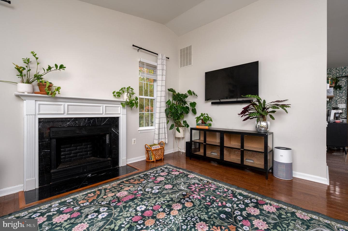 4790 Howard Place photo 4