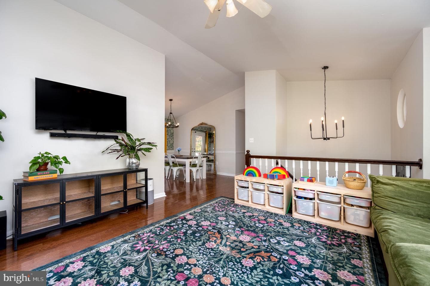 4790 Howard Place photo 5