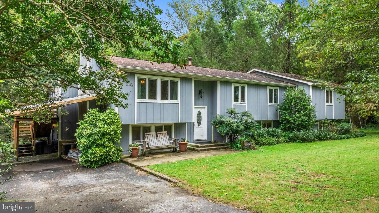 641 Walton Road photo 3