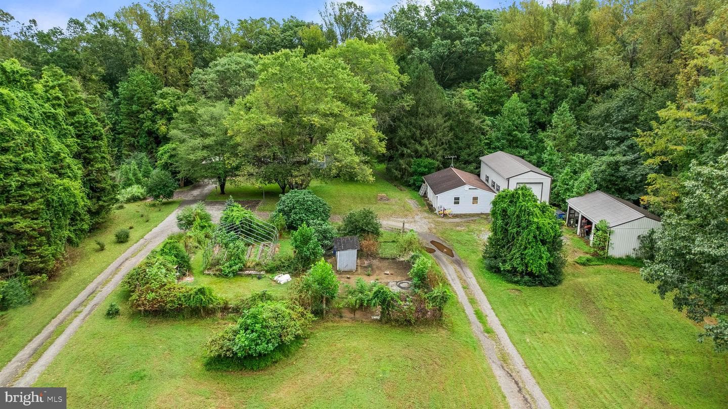 641 Walton Road photo 33