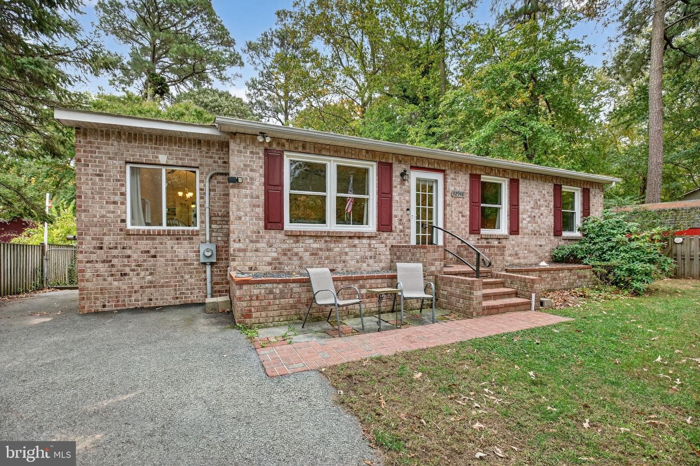 12948 Huron Drive photo 2