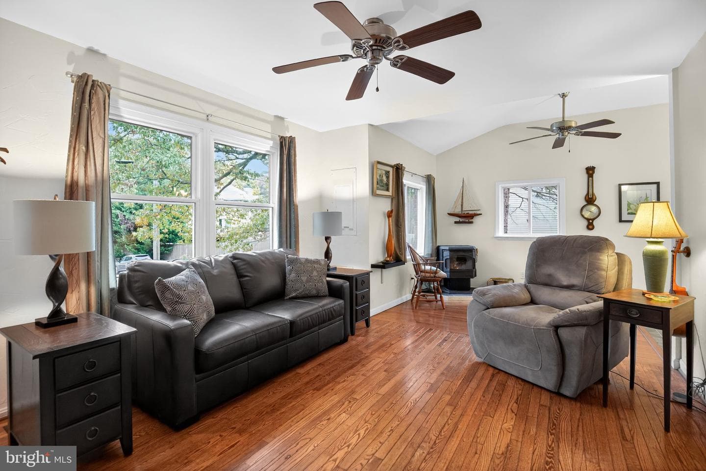 12948 Huron Drive photo 4
