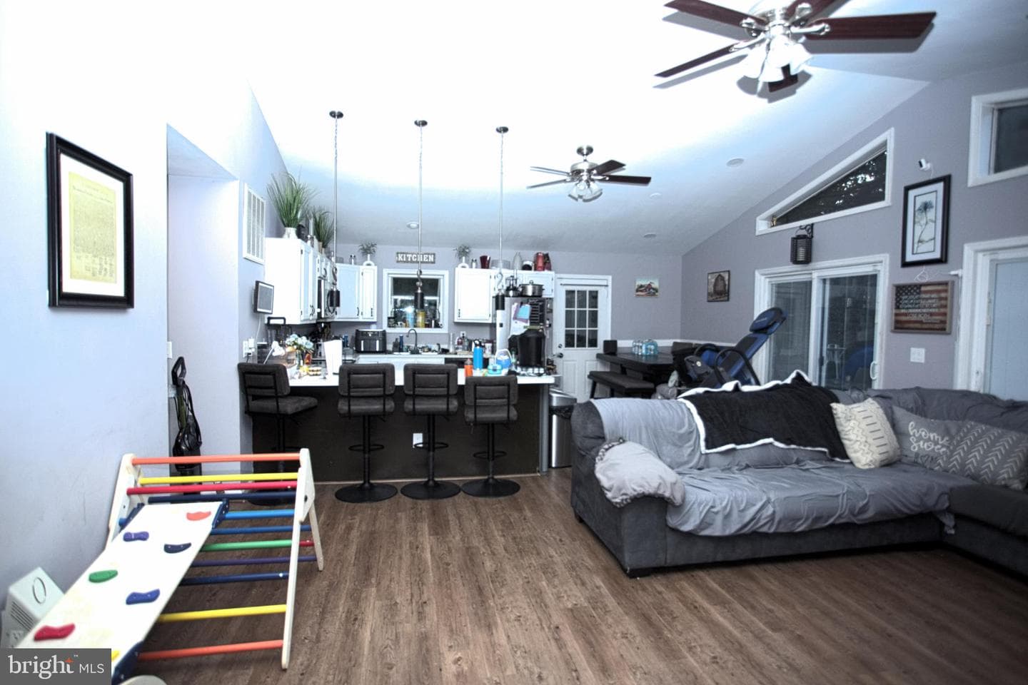 542 Chisholm Trail photo 3