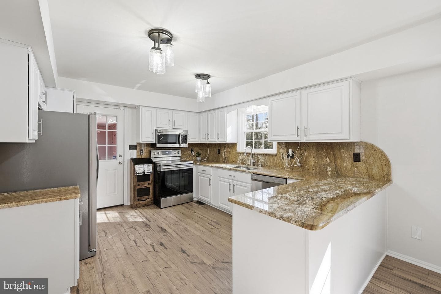 9655 Tara Drive photo 17