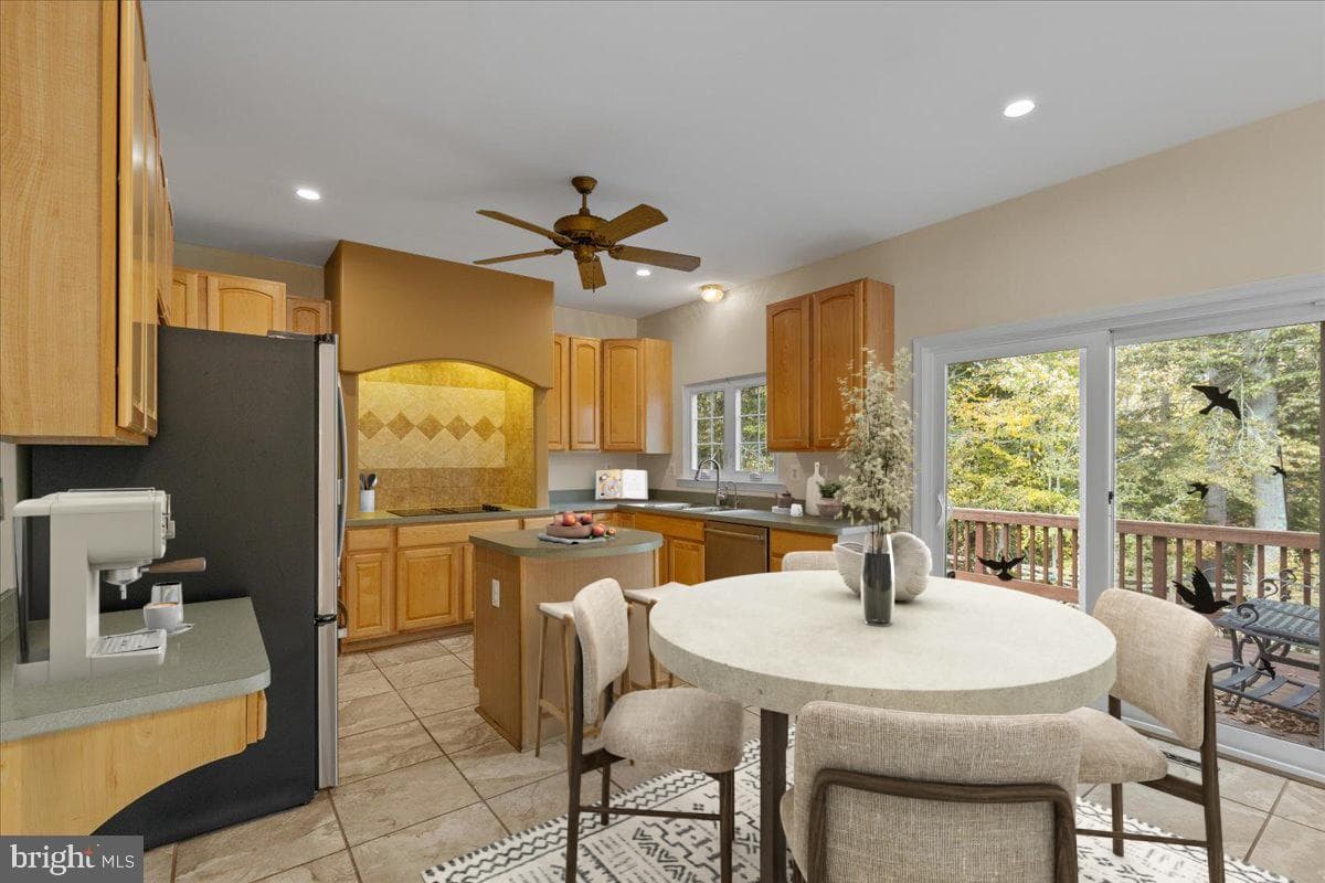 1730 Pinkneys Field Drive photo 5