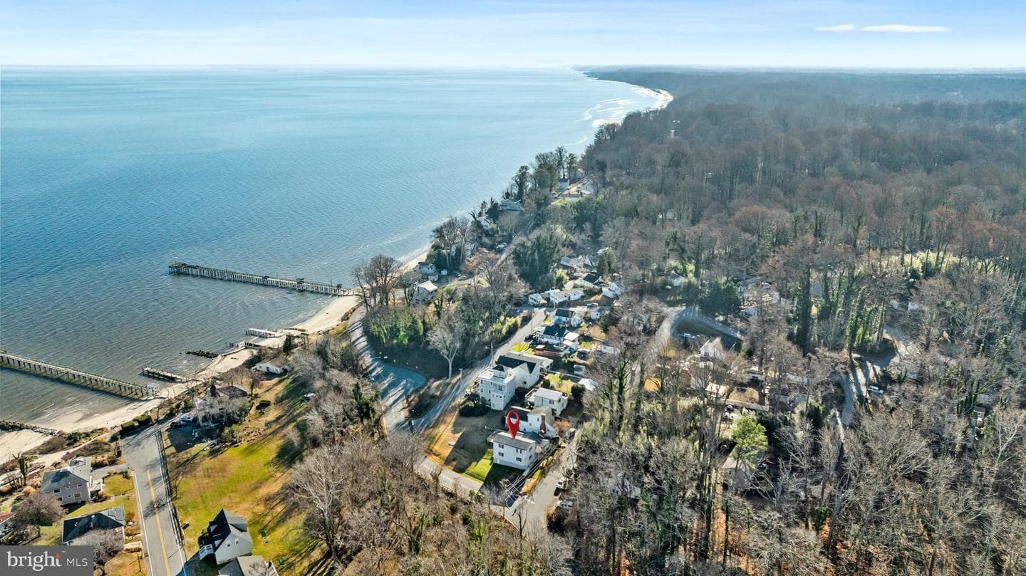 2011 North Avenue photo 44