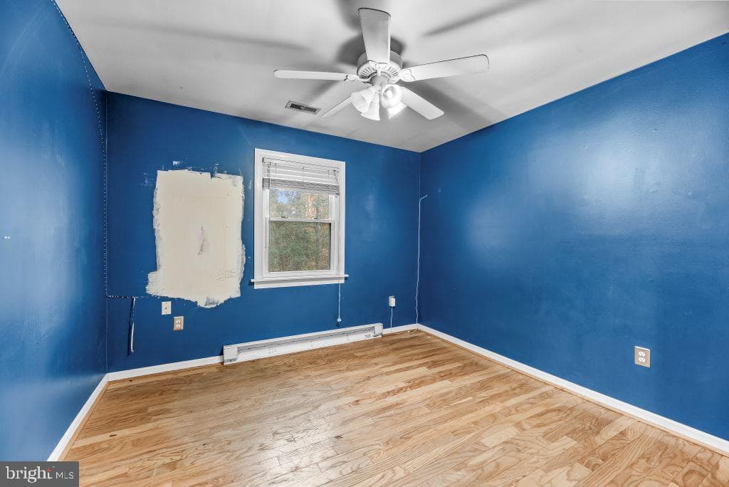 4450 Lancaster Drive photo 13