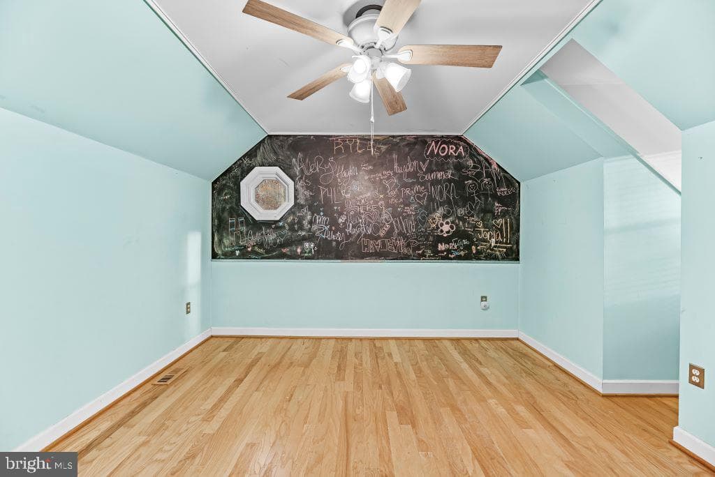 4450 Lancaster Drive photo 16