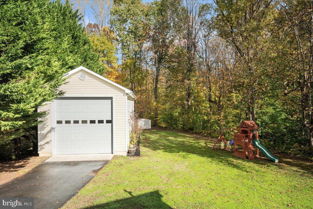 1755 Lottie Fowler Road photo 64
