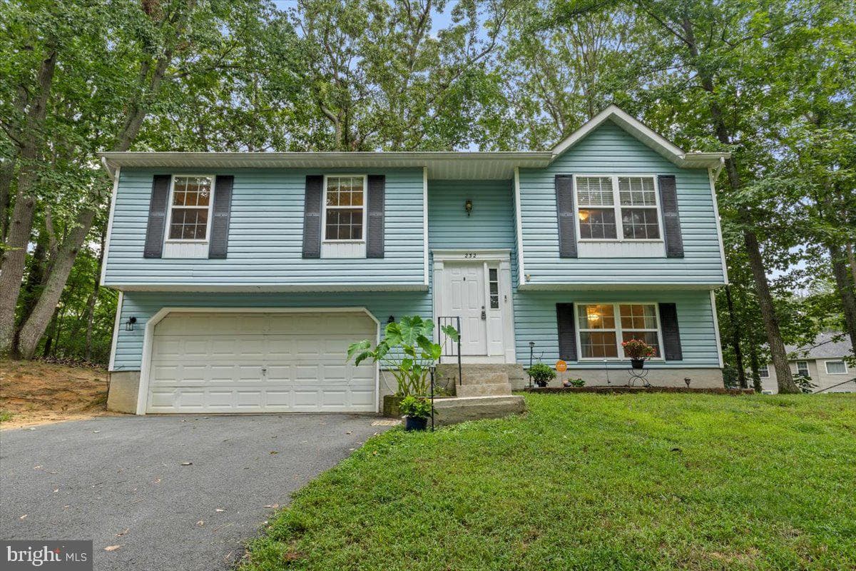 232 Thunderbird Drive