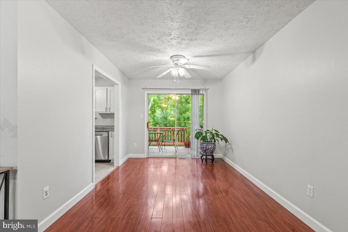 232 Thunderbird Drive photo 10