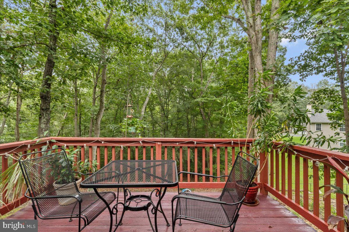 232 Thunderbird Drive photo 15