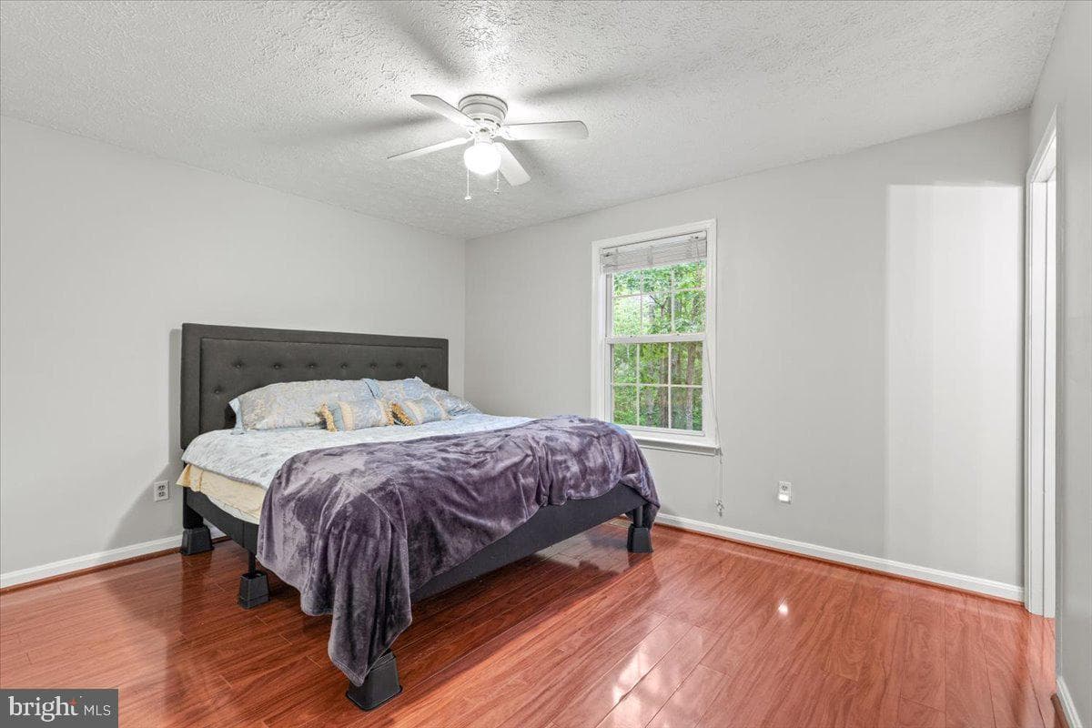 232 Thunderbird Drive photo 17