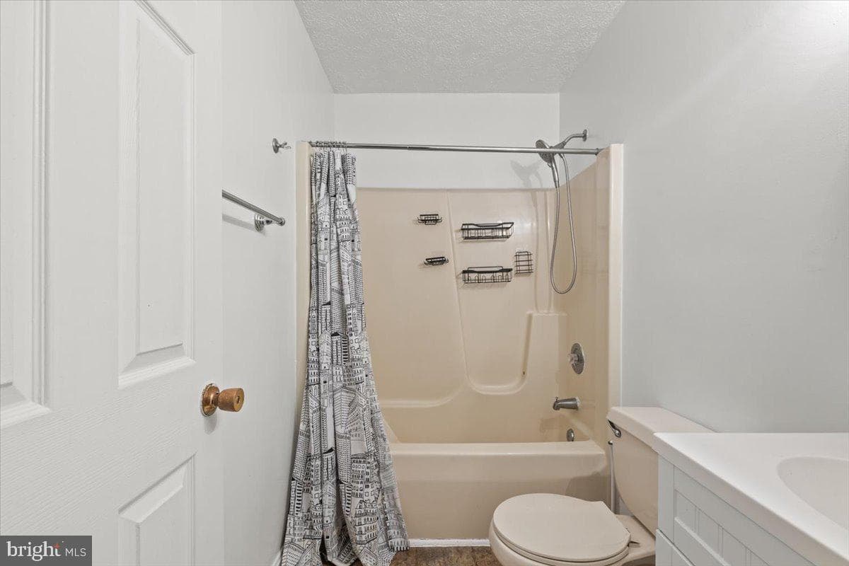 232 Thunderbird Drive photo 22