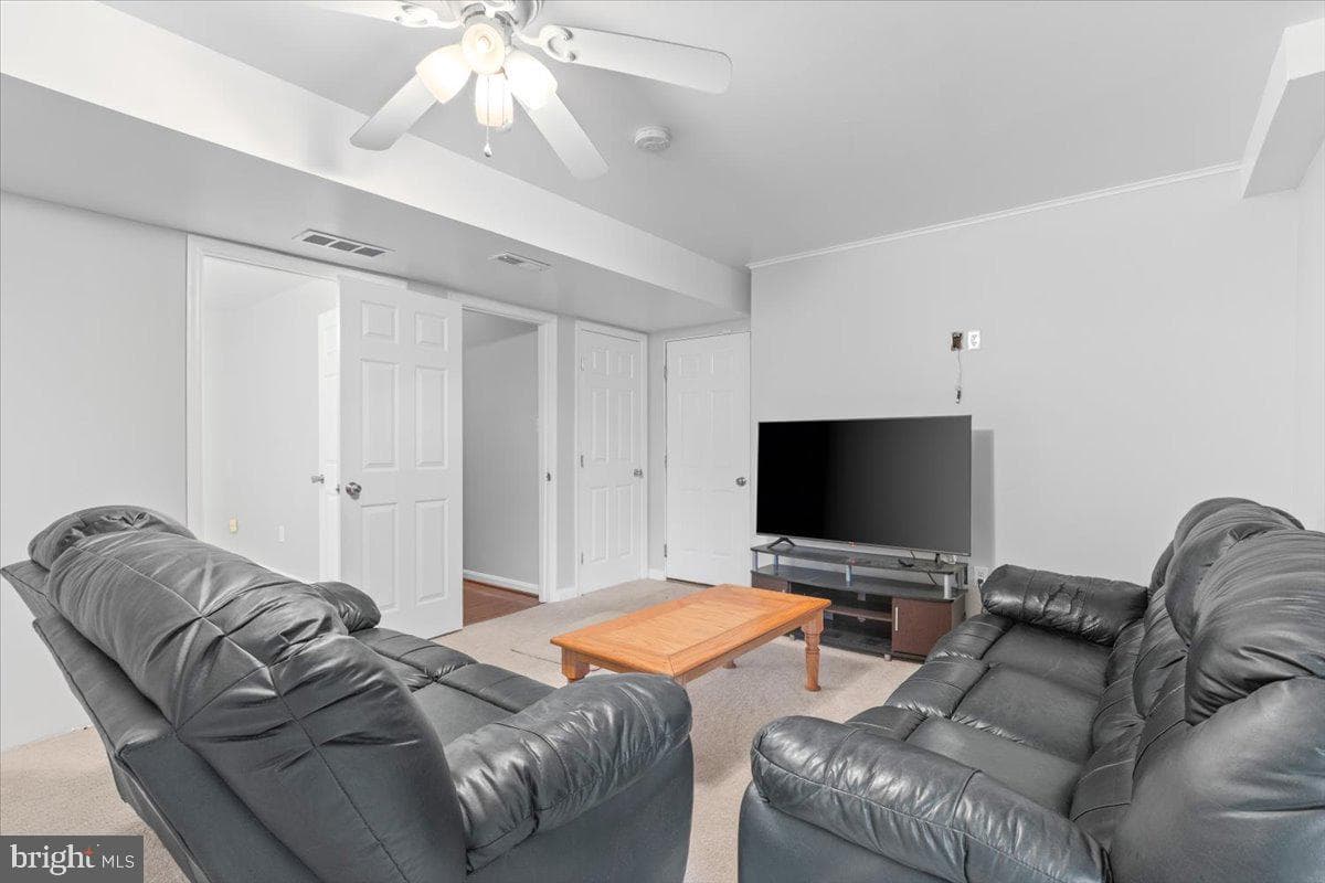 232 Thunderbird Drive photo 34