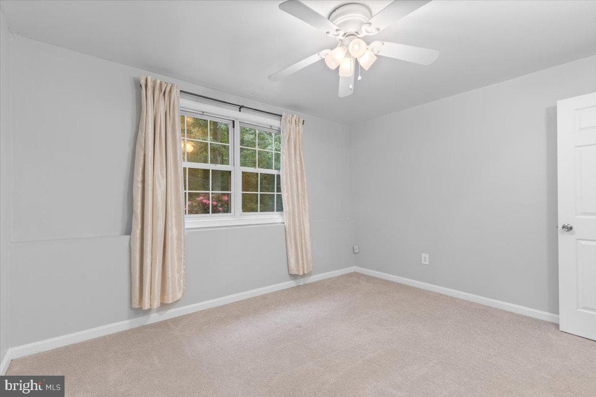 232 Thunderbird Drive photo 37