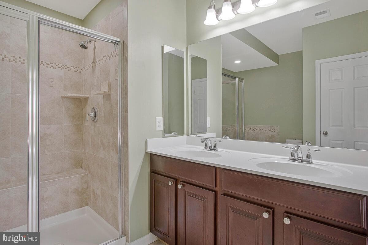 8049 Forest Ridge Drive #3 photo 23
