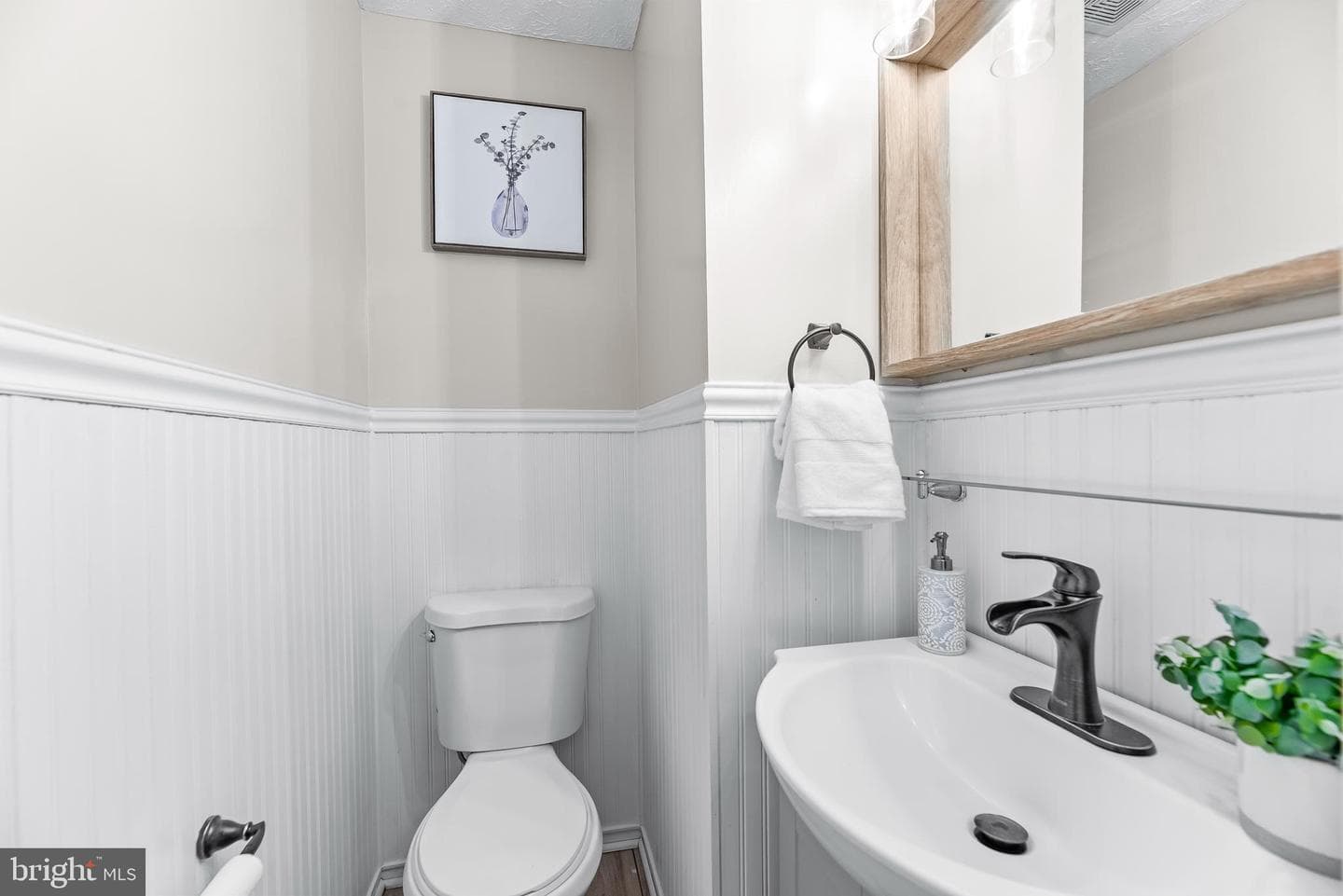 8240 Harrison Boulevard photo 18