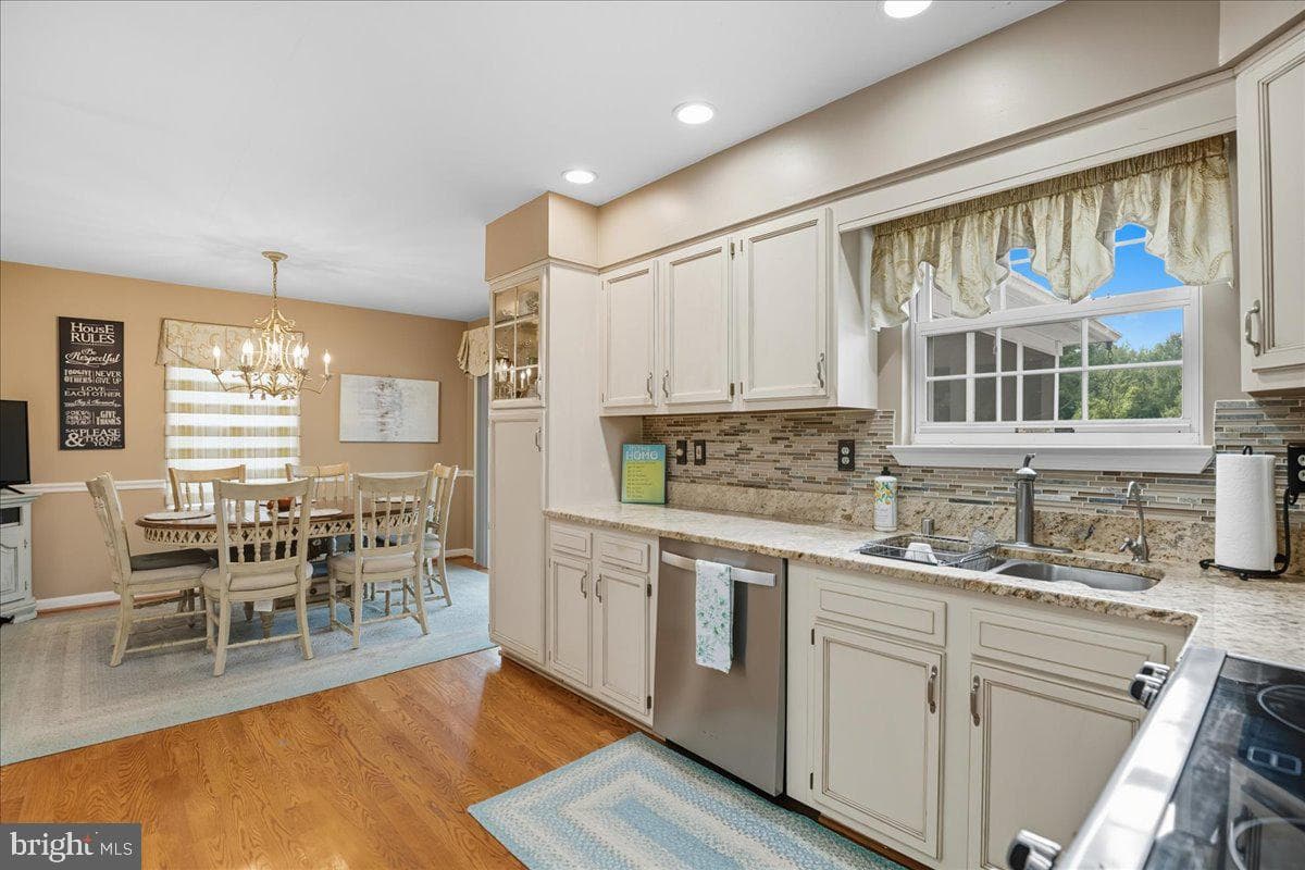 694 Ponds Wood Road photo 21