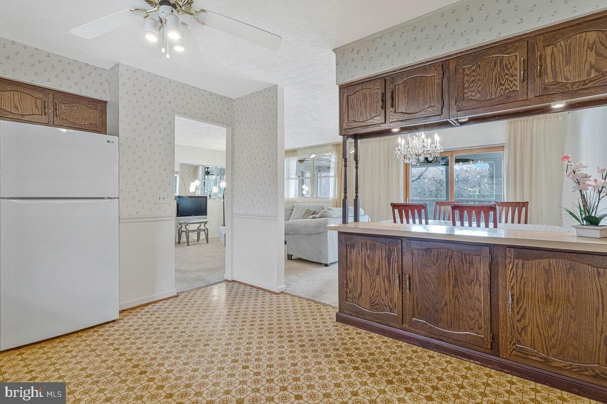 3925 Shamrock Court photo 18
