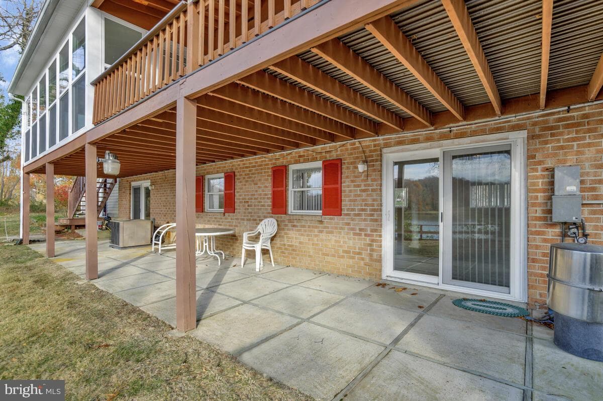 3925 Shamrock Court photo 39
